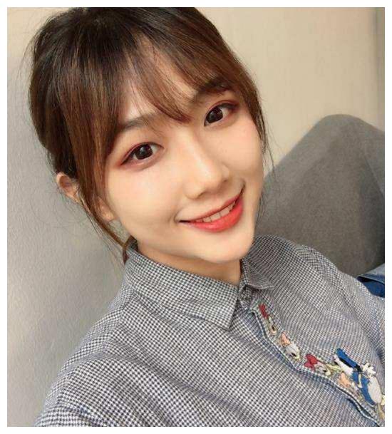 头条出镜率最高的美女图片