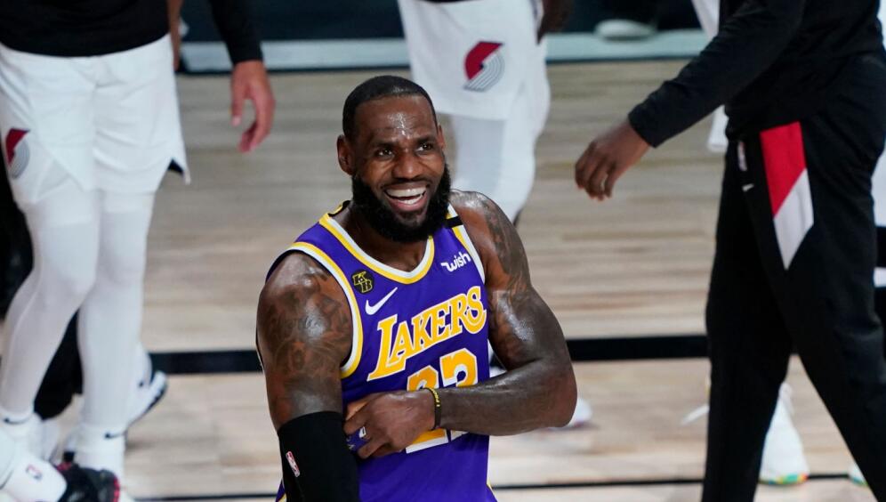 狂轟38+12+8！詹皇一戰狂刷5大神蹟：勝場超石佛+三分超湯神+4數據第1！（影）-黑特籃球-NBA新聞影音圖片分享社區