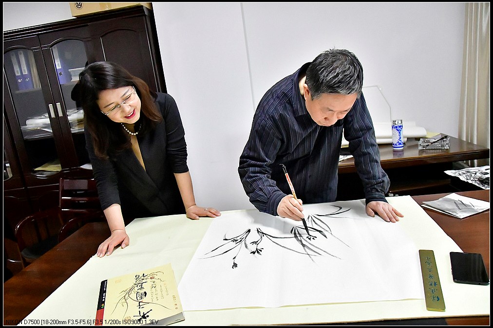 �������»Ӻ���ī������������ҽ�뵽����������