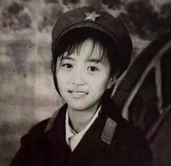 1980年代的中国女性老照片，想不到那时候的女孩这么漂亮