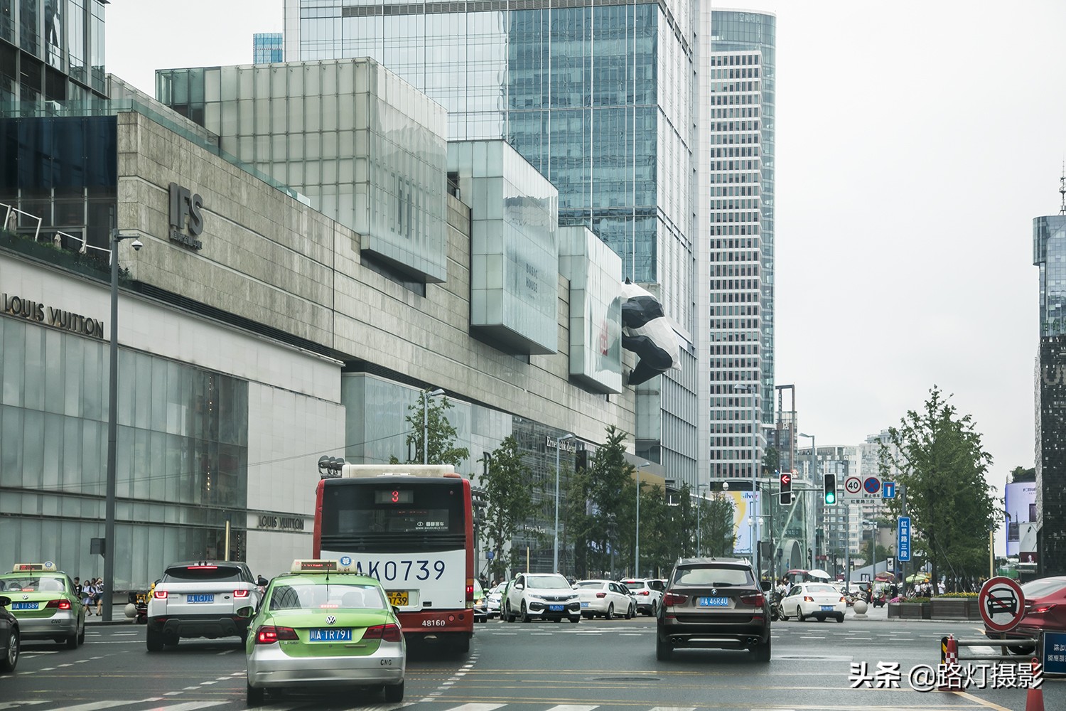 中国颜值最高的8座城市，媲美世界一线城市，当地人太幸福了