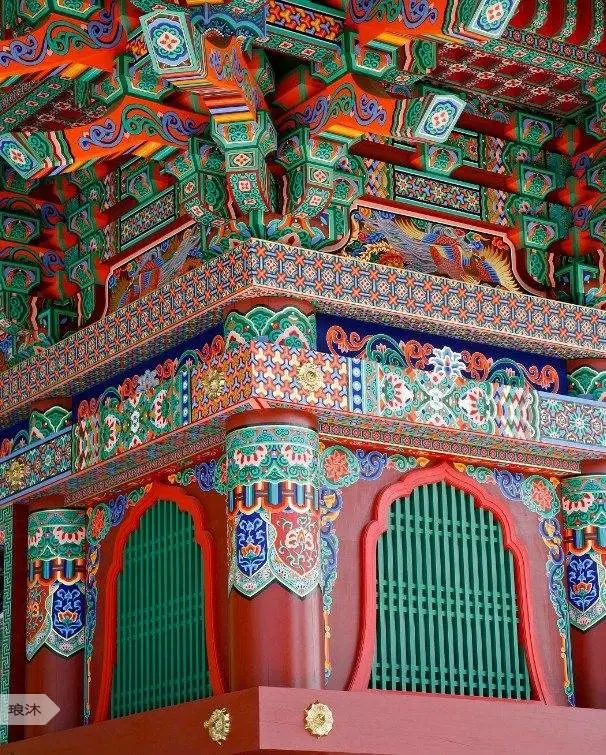 中國古建之美｜門、門墩、門環、門釘、斗拱、飛檐、屋頂、馬頭墻