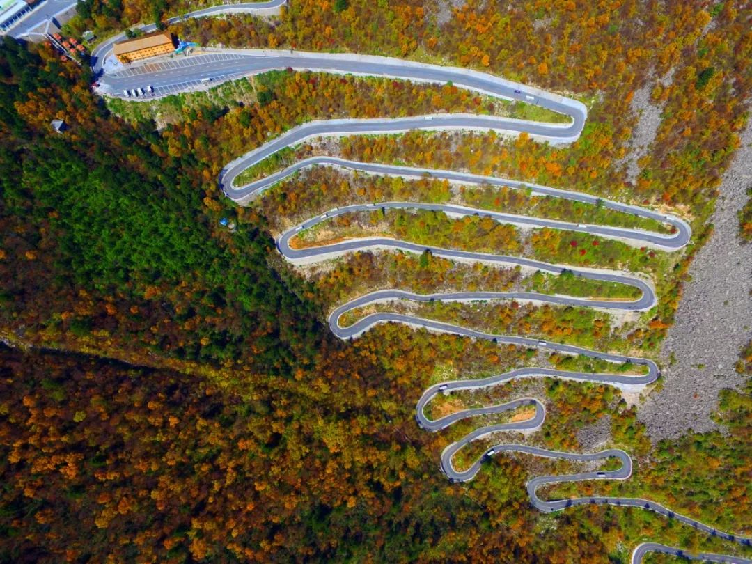 中国8条经典自驾线路,这8场诗与远方是时候出去走走了