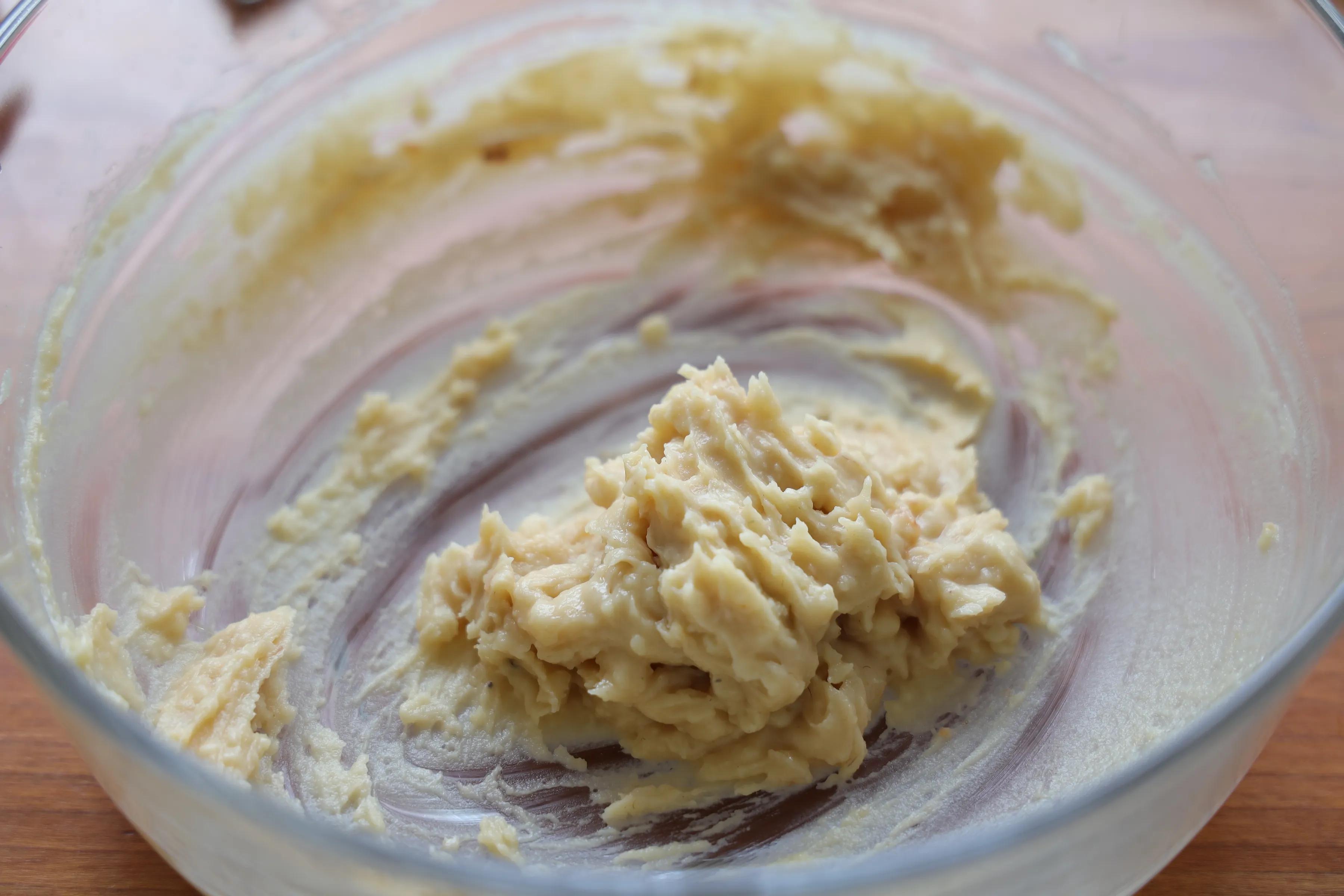 火爆全网的花生月饼，搭配豪华的五仁馅料，吃一口就停不下来