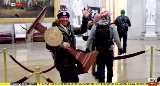 世上本来就有“两个美国”