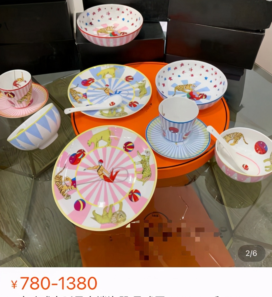 张若昀为唐艺昕下厨，家里一个盘子就得上千！食材普通人都买不到