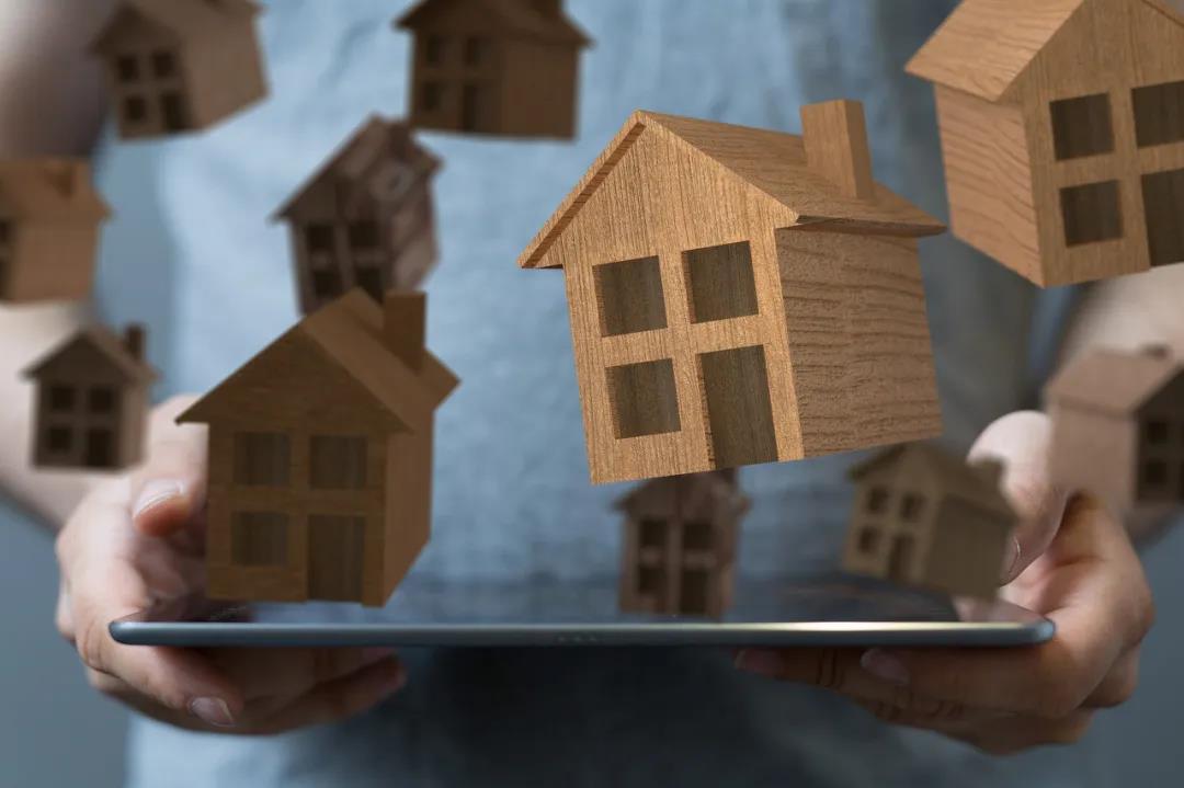 忙着赚“小钱”的地产大佬