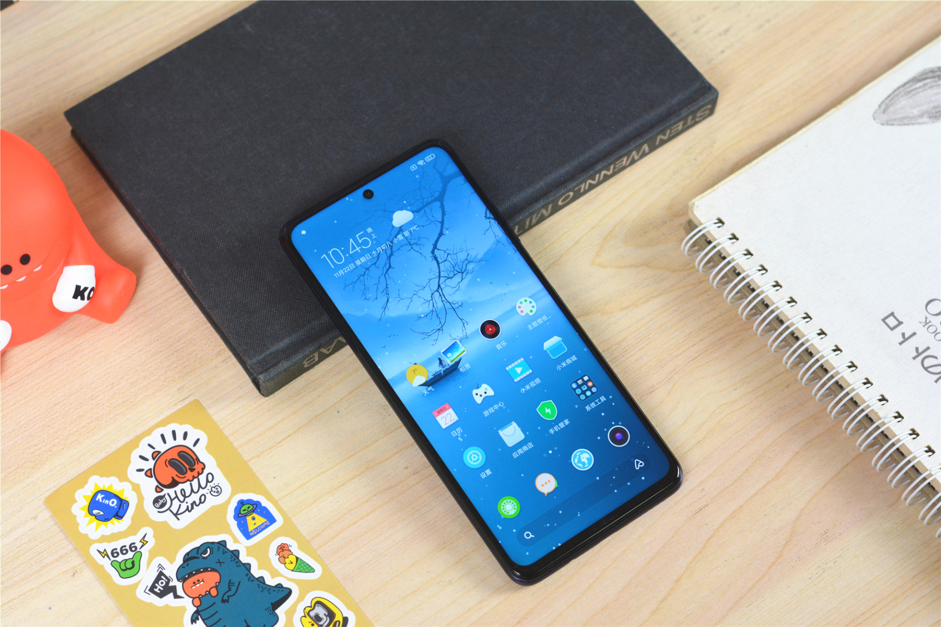 最值得入手的千元5G手机：谁说性能和颜值不可兼得？