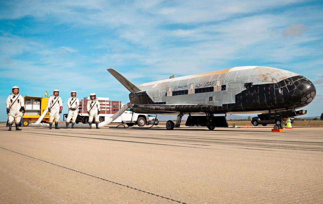 又搞双标，美国指责俄罗斯拿导弹打卫星，俄：