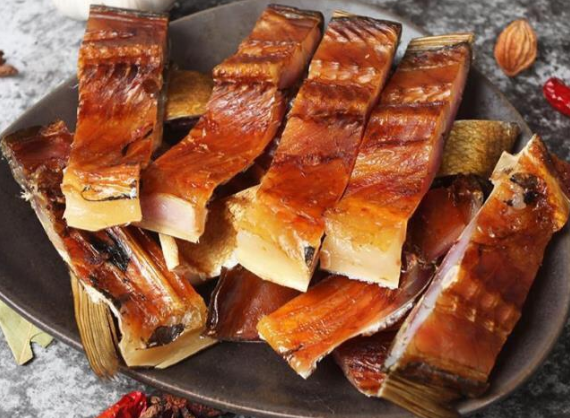 腌腊鱼，不要只会抹盐！做好“四步”，鱼肉紧实不腥，香味十足