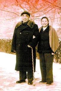 红色理财专家36岁牺牲，妻子俘虏营生孩子，居深