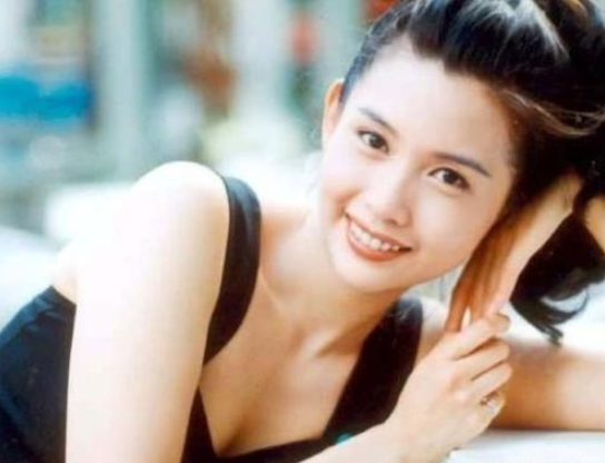 性感女神邱淑贞：为王晶甘愿做十年小三，嫁豪