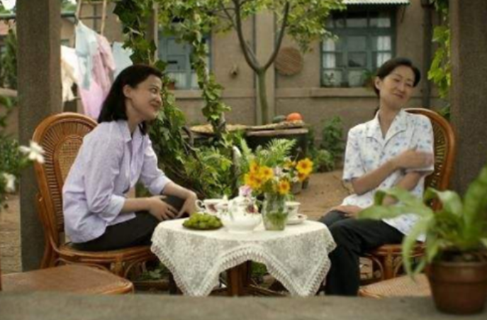 《父母爱情》：一生傲娇却幸福的安老师，生命