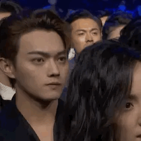 人间尤物张雨绮，怎么把10w的迪奥穿成3块8包邮的