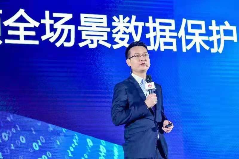 莫高窟永不褪色的微笑，照耀在华为未曾止步的数据保护征程