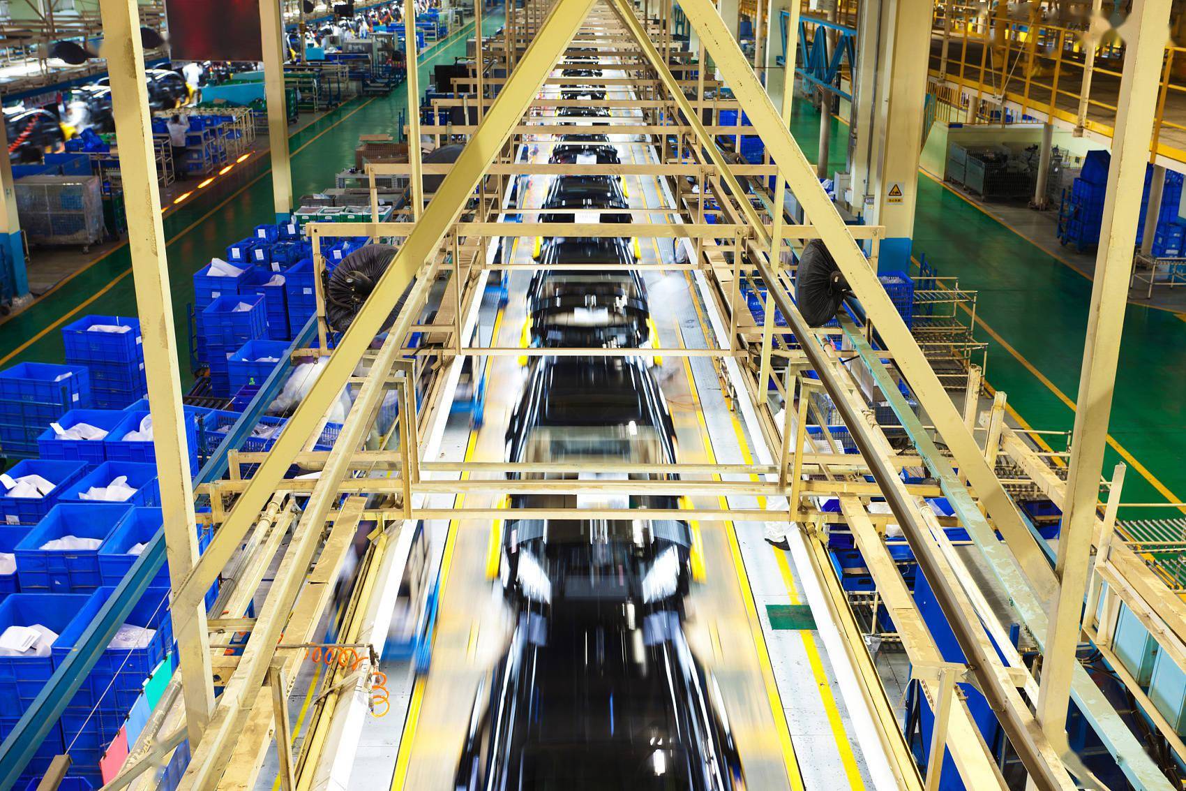 巨头纷纷斥巨资造车，时代最大的财富机遇已经来临，你看到了吗？