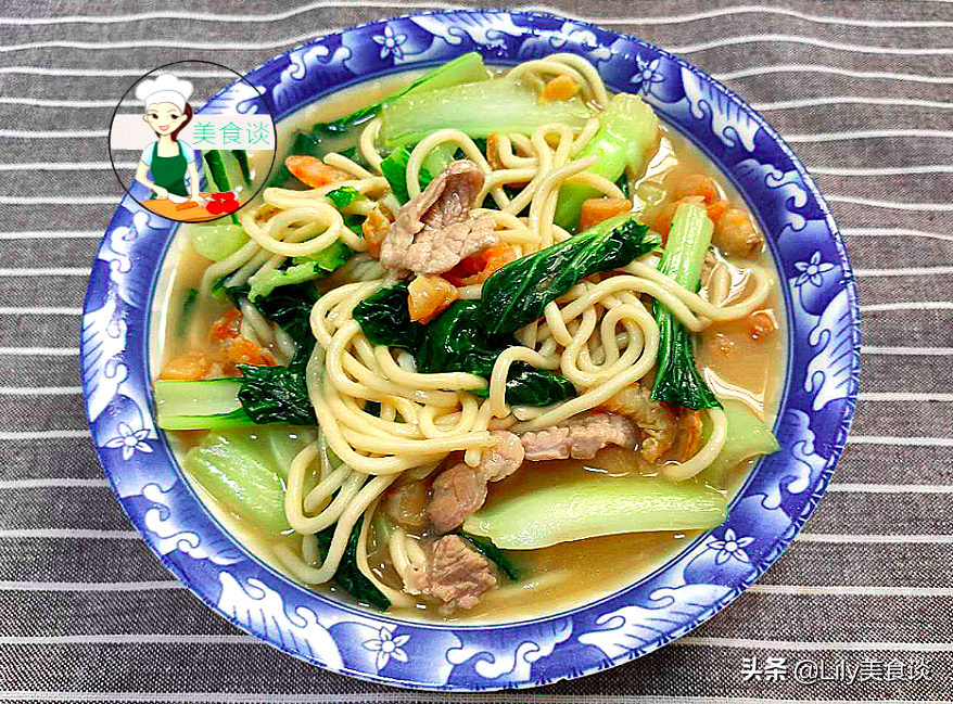 天凉了，早餐儿子最馋这碗面，10分钟就搞定，早餐吃它营养耐饿