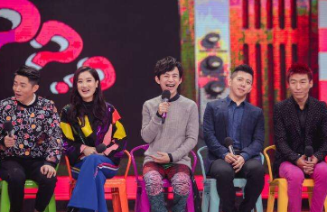 难怪凤凰传奇做不成夫妻，原来玲花嫁给了音乐