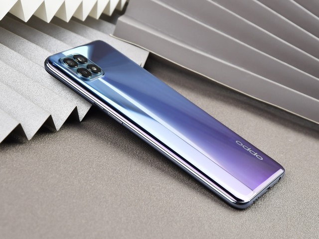 OPPO Reno4 SE评测：65w超级闪充的全民性普及