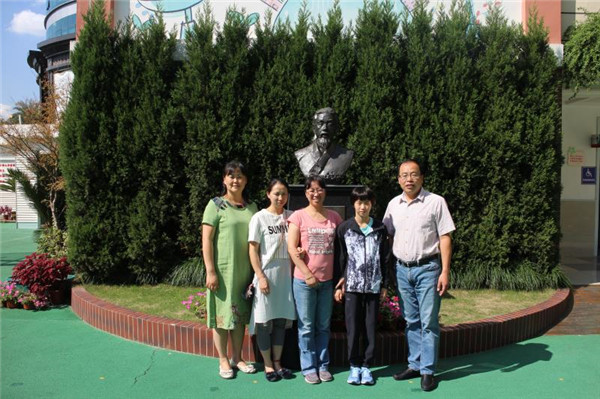 奥运10米跳台夺金的上海女孩 是世界冠军也是小“学霸”