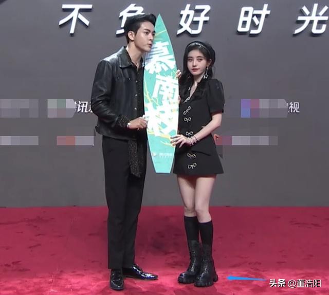 星光红毯众星造型：乔欣透视装抢镜，热巴大秀