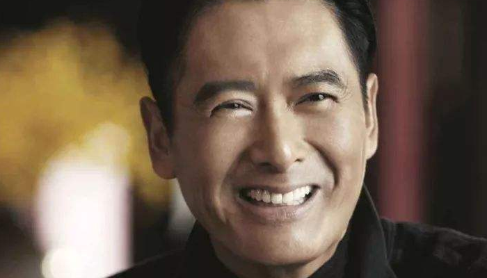 吴孟达困难时找周润发借钱，被回复“你自己解