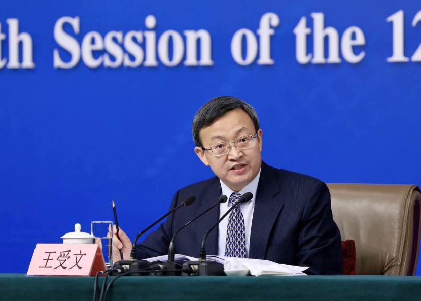 彭博社问到底需要澳怎么做，中方才会取消“禁令”？我商务部回应