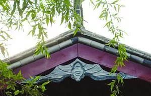 悬鱼不是鱼，它是中国传统木结构建筑中的点睛之笔