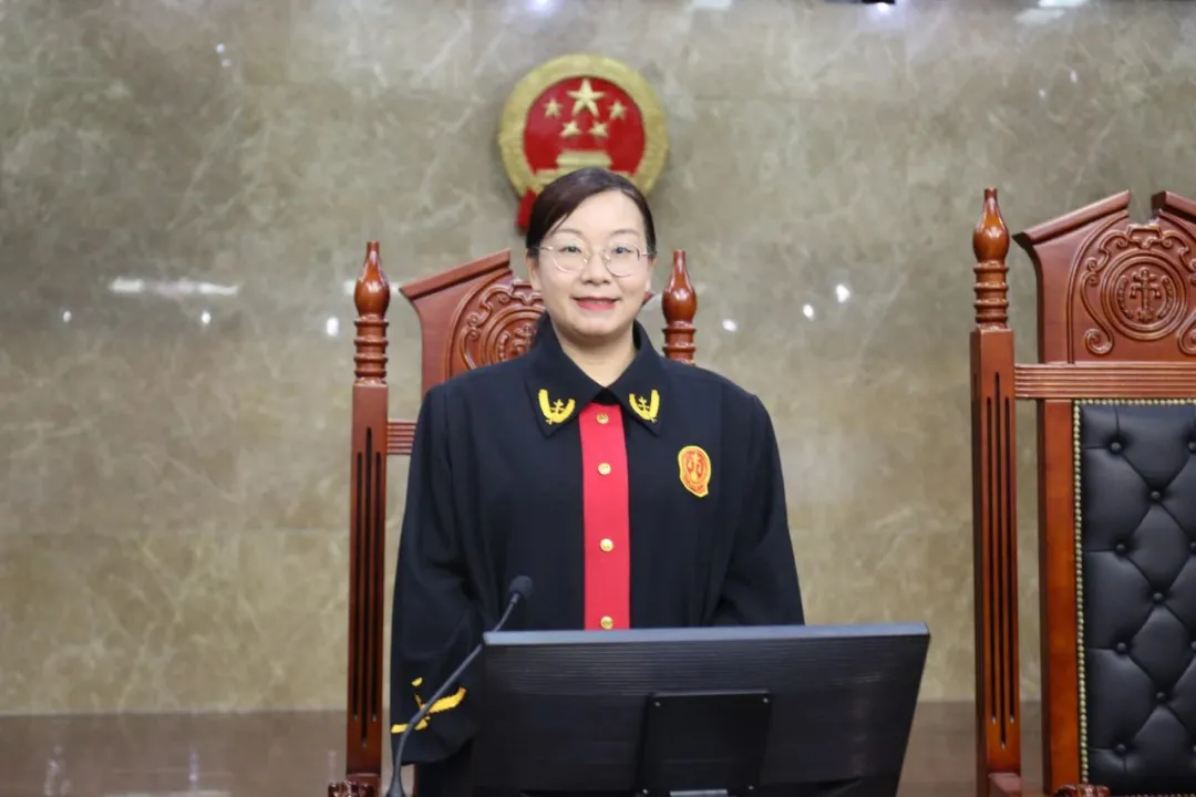 日照中院刑庭副庭长胡凤霞:刑庭女法官的剑胆琴心