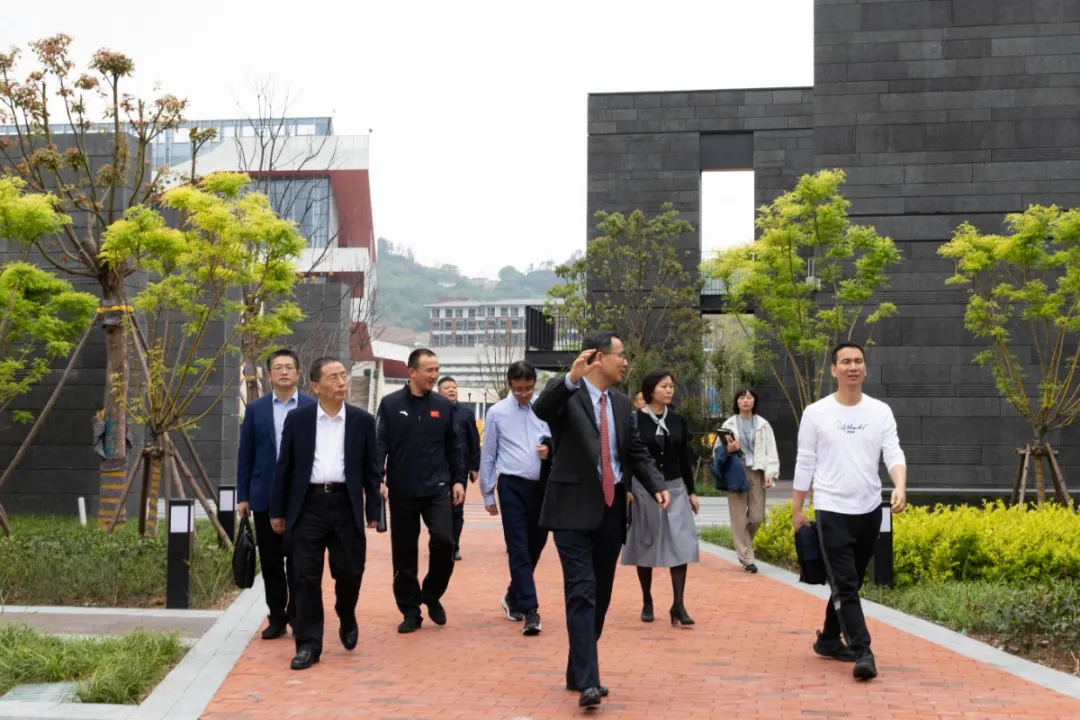 县(处)级领导干部进修班学员走进温州肯恩大学的三次感叹