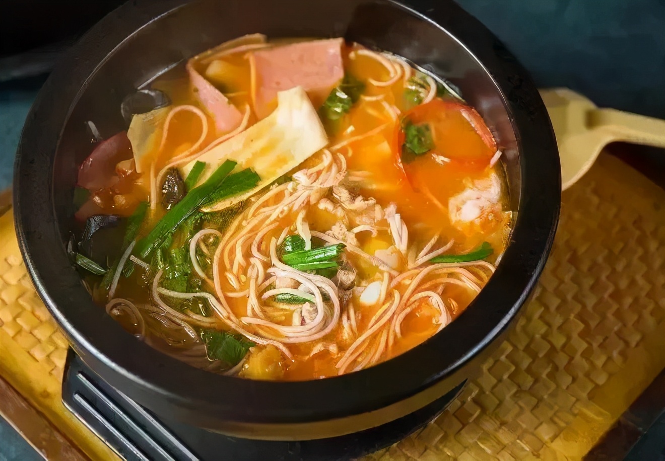 这8座“美食之都”，为了吃也要去一趟