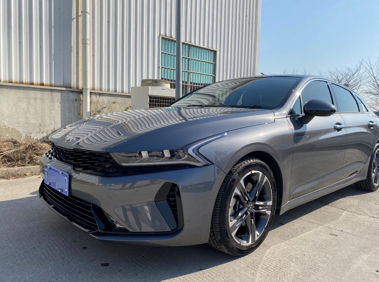 起亚k5凯酷车主故事,一台让年轻人放弃雅阁凯美瑞的合资中级车_太平洋