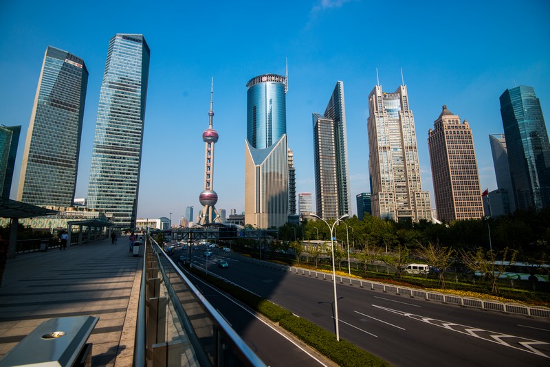 外滩,上海的标志性建筑和城市历史的象征,原英国租界地