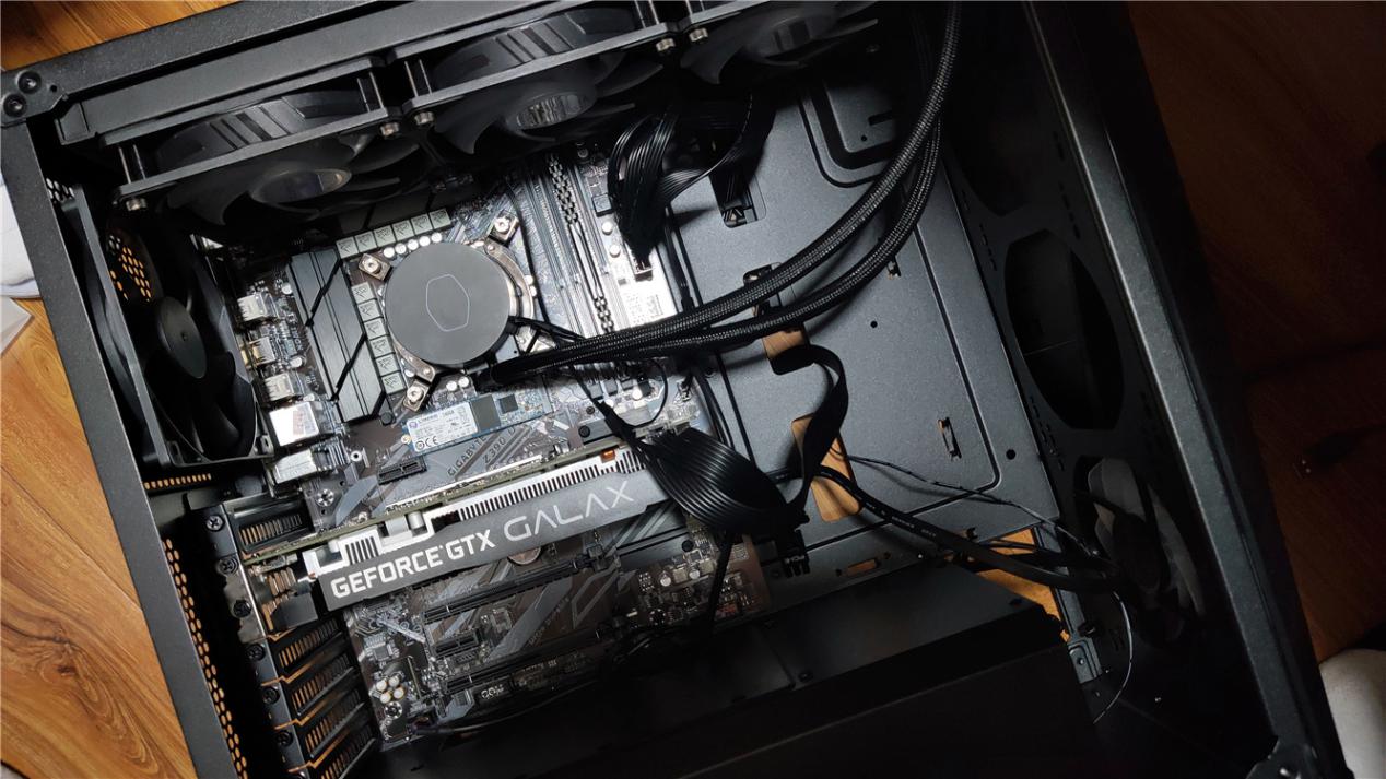 这是第一次也是最后一次，反正我以后再也不找“熟人”装机了