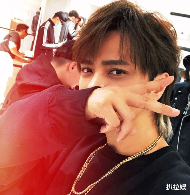 罗志祥派对上24万粉丝的女网红出来发声：我有拒绝他的