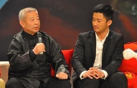 硬汉吴京的蜜糖婚姻：20亿身价背后，是妻子谢楠的一句“我养你”