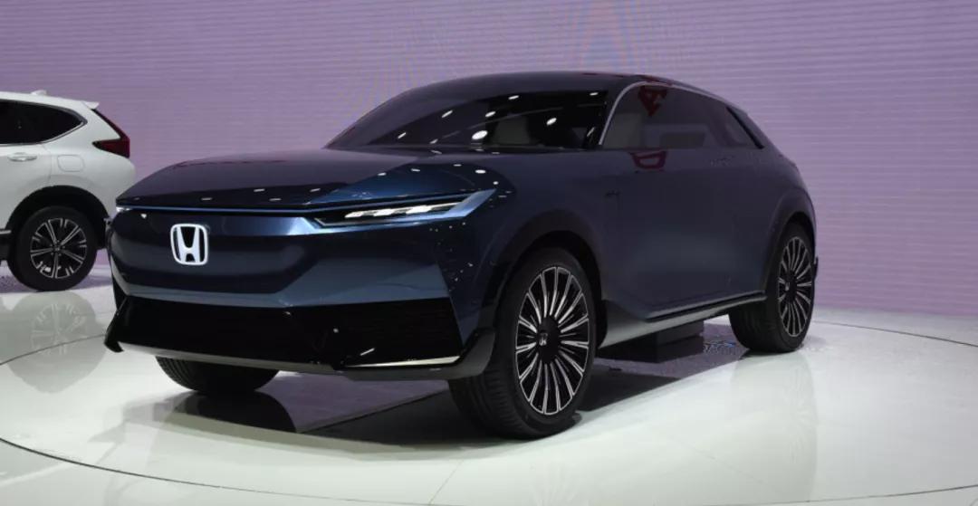 宝马i4全球首发；Jeep牧马人全系上涨1万元