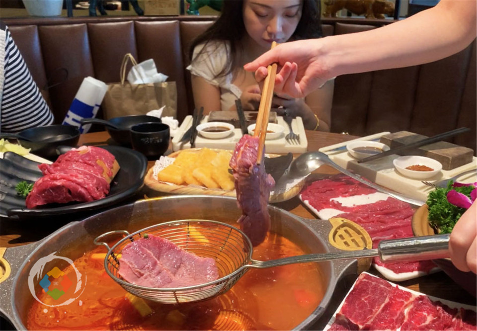 重庆最成功的美食店：全国品牌超过40个，如今向海底捞发起挑战