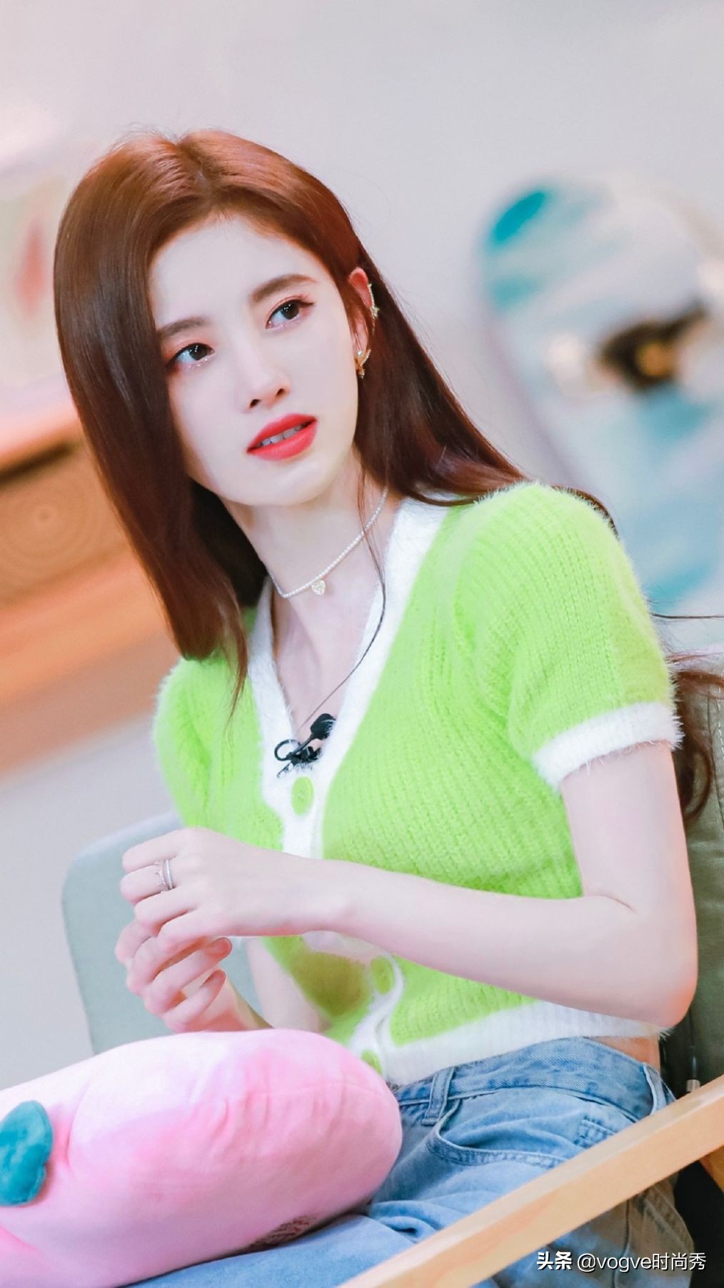 鞠婧祎在节目中落泪，感叹过往经历，开始想念