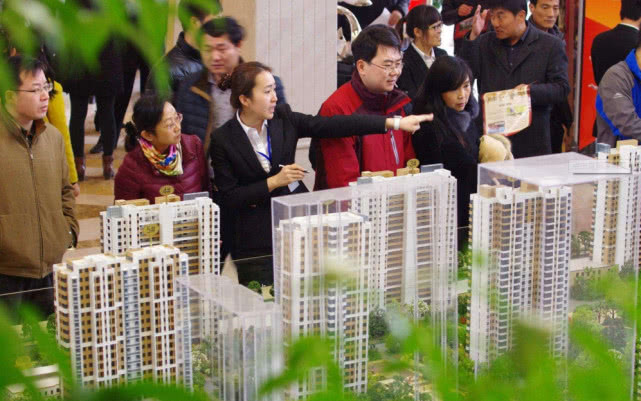 房价只涨不跌才是正常？专家预测：20年后，北京