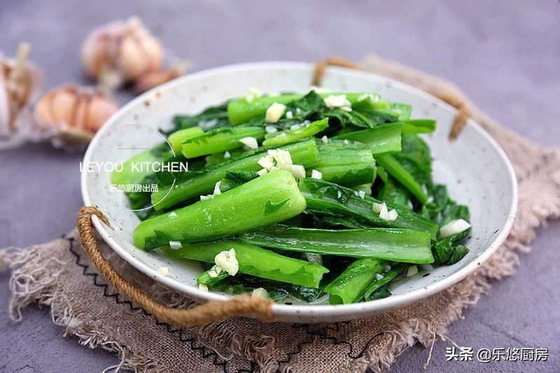 What do you eat when you come home from get off work?  6 simple stir-fry, just follow them