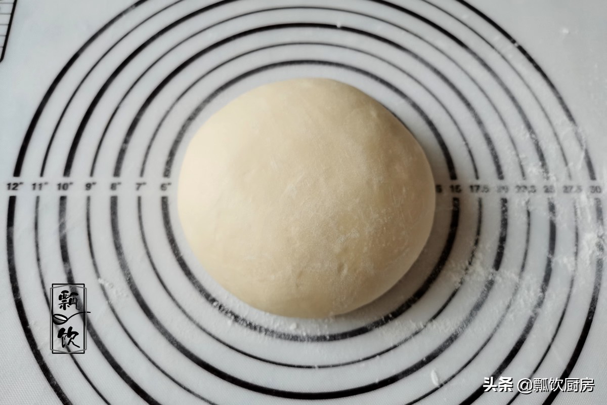 闺蜜们都喜欢的面包，既甜又香，配杯牛奶，当早餐一顿一个，特棒