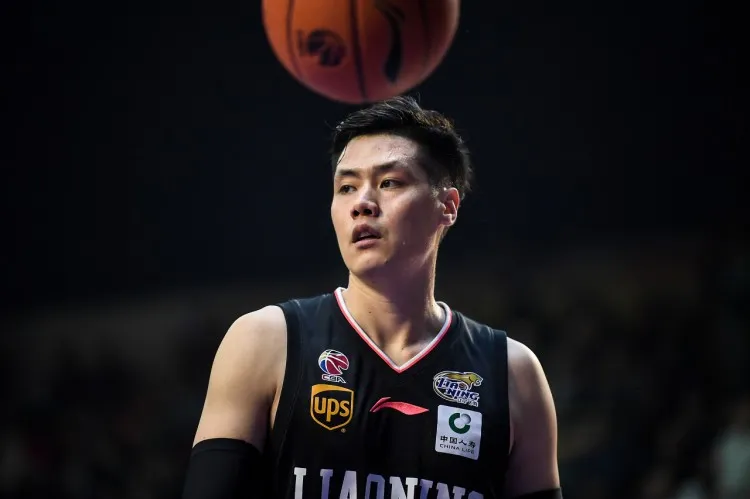 刚刚！又一人要离队！再见辽宁男篮！他连NBA夏季联赛都打过
