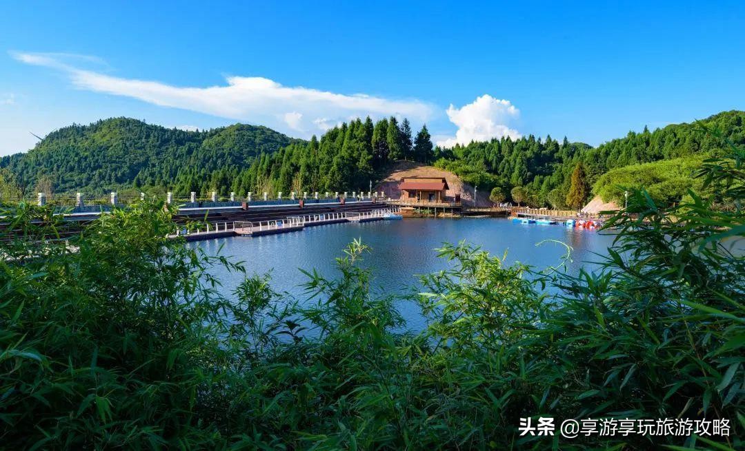 天气入夏酷热难当，全国最值得打卡的避暑地盘点。收藏这篇不迷路