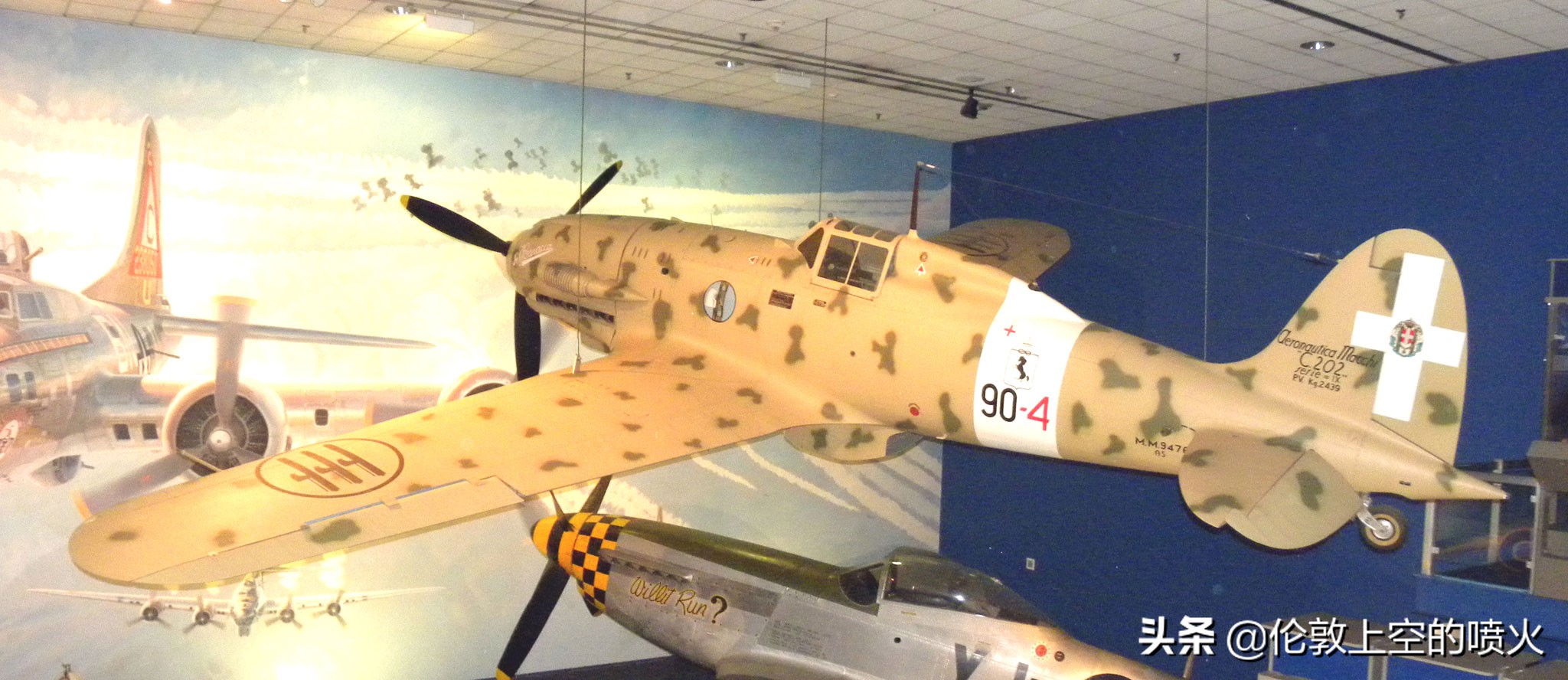 打完德意日的美国陆航王牌，打下友机，却救下