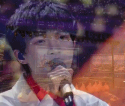 八字|众星春晚首秀谁赢了杨幂红裙惹火 倪妮白到发光张雨绮土上天