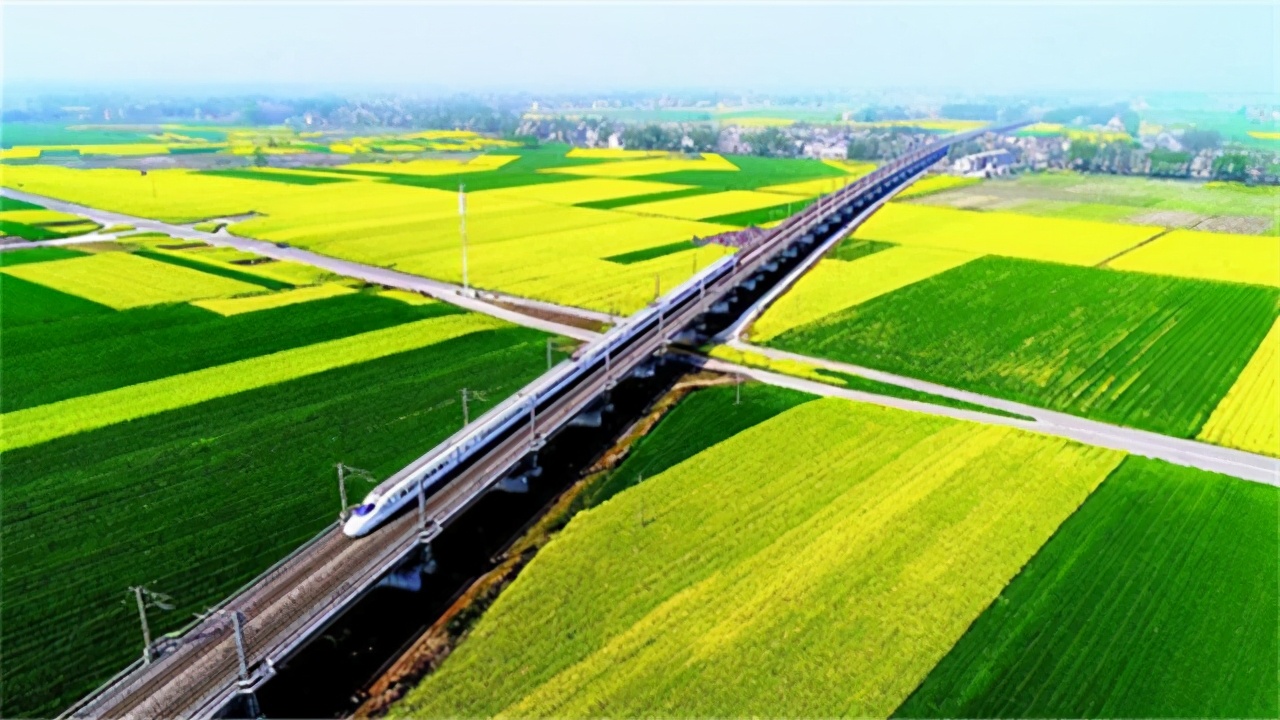 湖北春游专列发车 随州直达宜昌、恩施