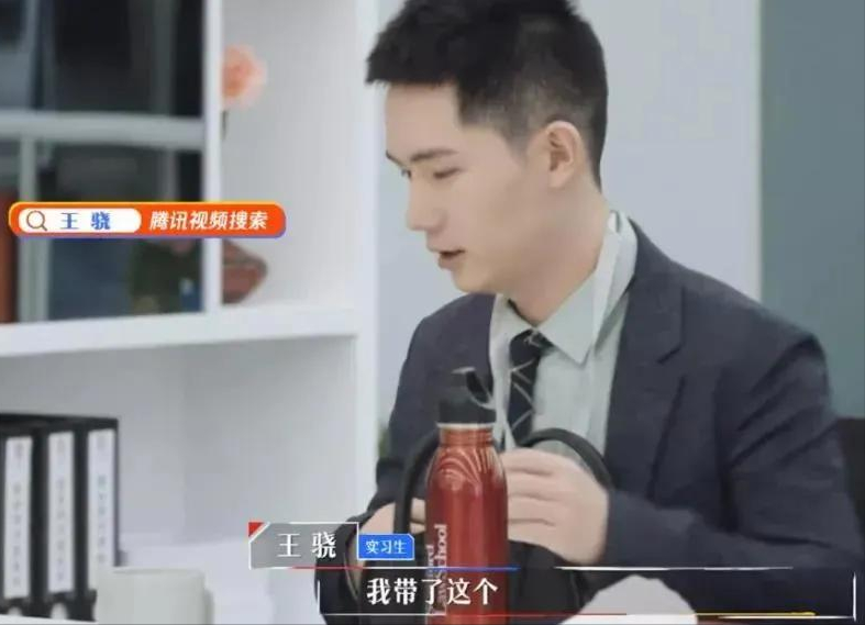 《令人心动的offer》激怒撒贝宁：二本只能做个loser吗