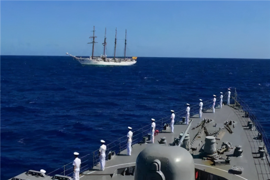 西班牙真高明，派一艘帆船與美日軍演，既完成了任務又不得罪中方