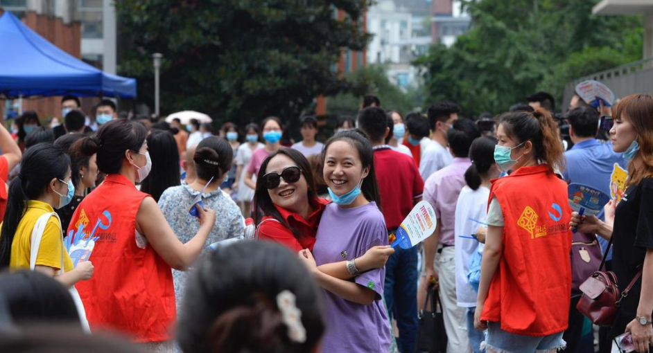 复读可以努力到什么程度，复读的那些辛酸，学姐含泪讲述经历